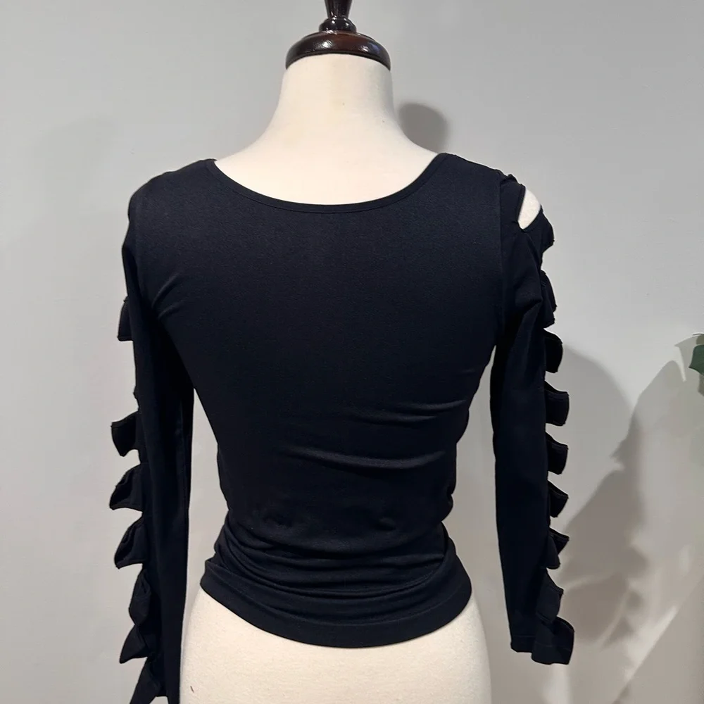 Venus Spandex Black Cut-Out Sleeve Top - Picture 2 of 4